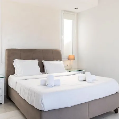 Deloxenia By Ethos Hospitality Villa Mykonos Town