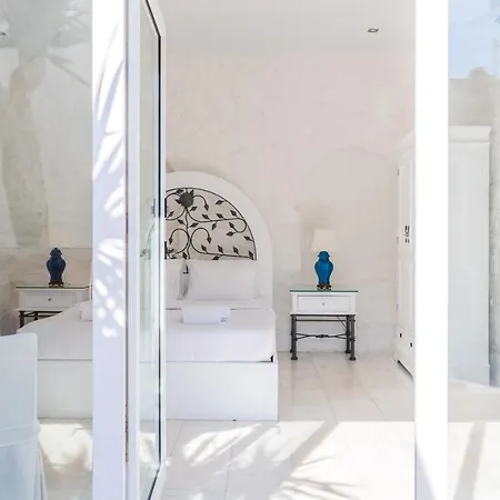 Villa Deloxenia By Ethos Hospitality *